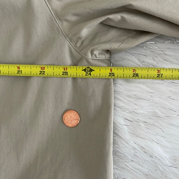 Stylish Navy and Beige Trench Coat - Picture 9 of 16